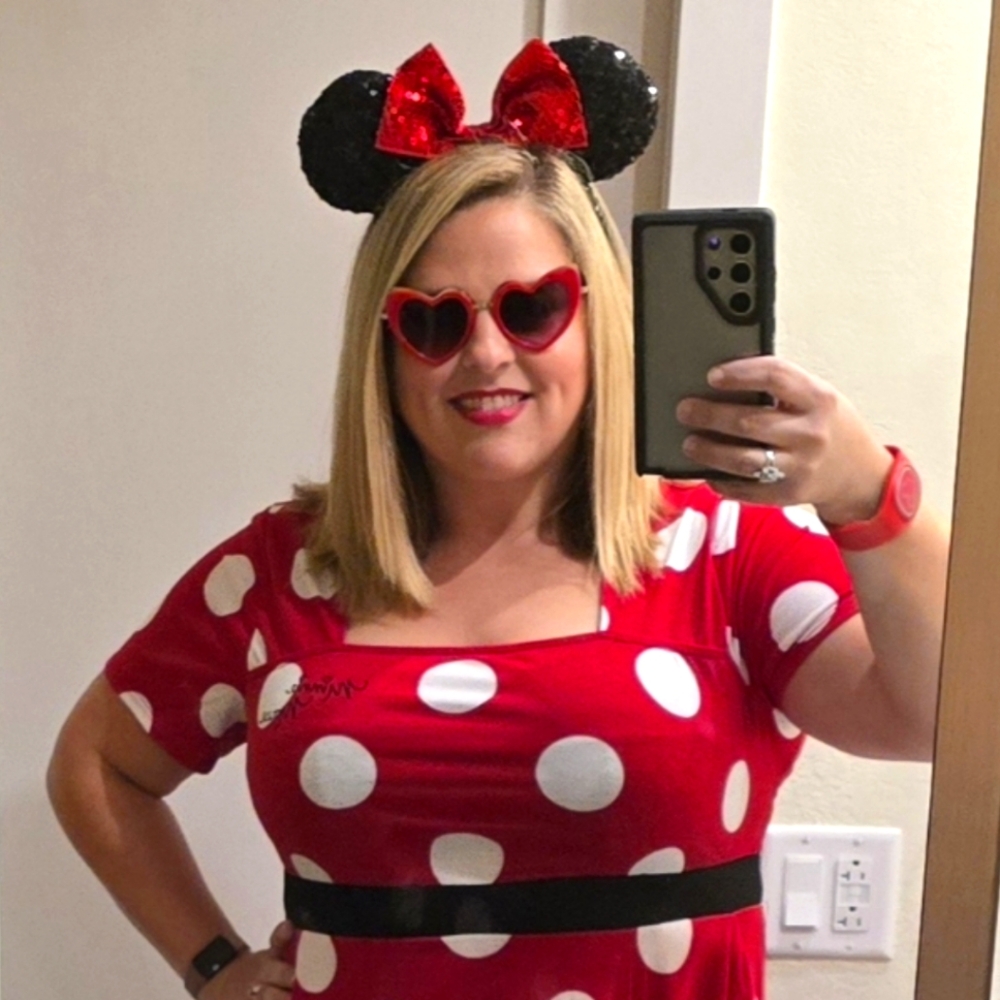 Meet your Posher, Alexandra